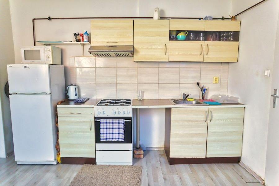 A Private Room In City Center In 브라티슬라바 외부 사진