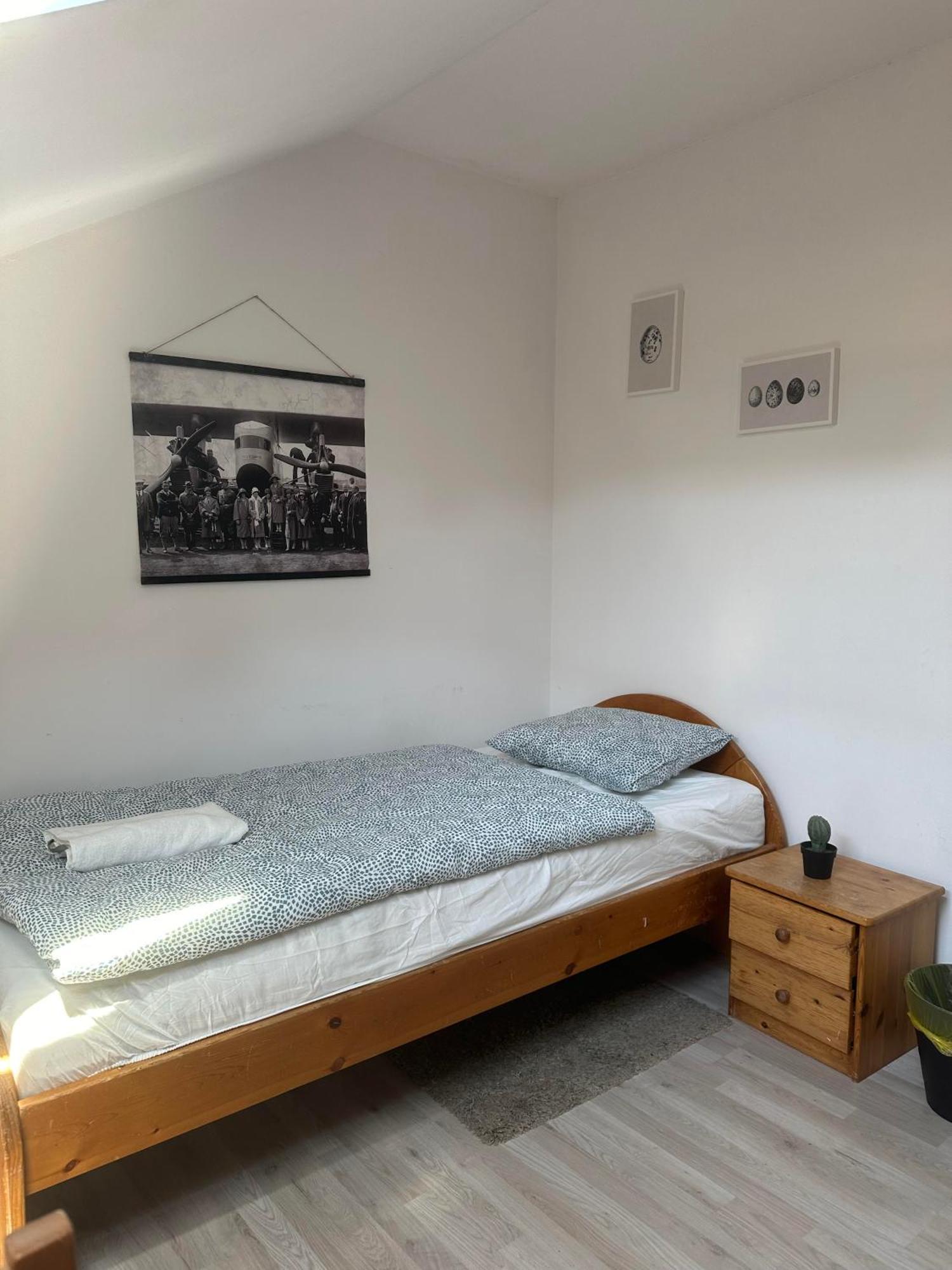 A Private Room In City Center In 브라티슬라바 외부 사진